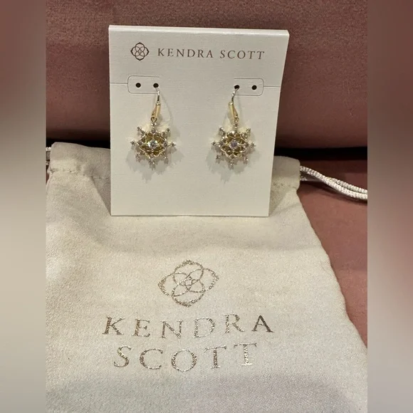 NWT Kendra Scott Gold Snowflake Earrings with Crystals - Picture 2 of 4